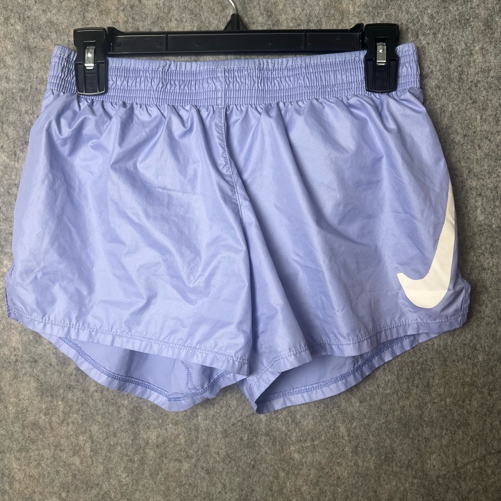 Nike Women's Small Light Purple lightweight‎ athletic Shorts